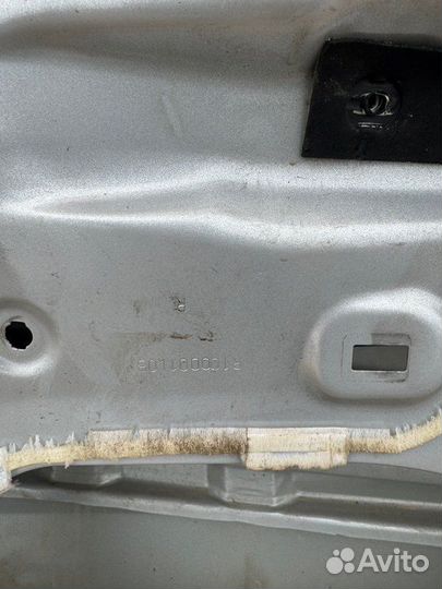 Дверь передняя правая Renault Laguna DCI 1.5 2009