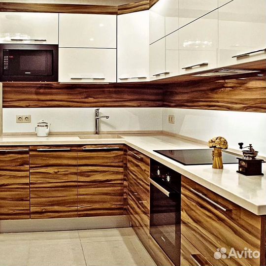 Кухонный гарнитур угловой в потолок на заказ