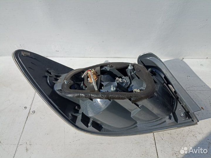 Фонарь задний правый Mazda Cx-7 ER3P L3-VDT 2011