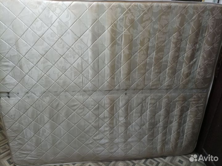 Матрас 140х200 бу