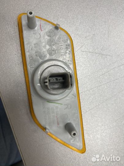 Указатель поворота Ford Focus 2000-2007