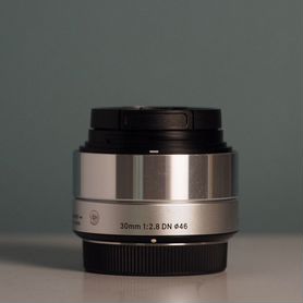 Sigma AF 30mm f/2.8 DN Art Micro 4/3