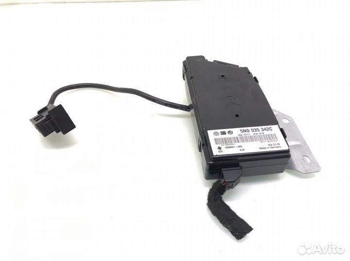 Блок управления магнитолой Skoda Octavia RS 2.0