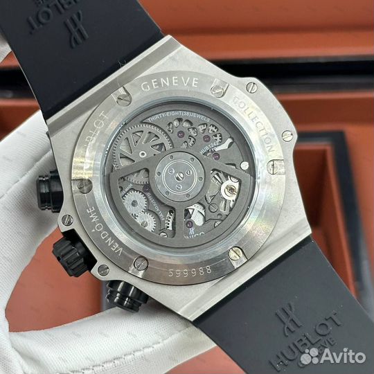 Кварцевые мужские часы Hublot