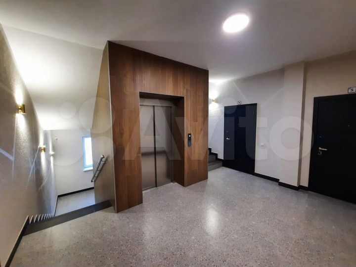 2-к. квартира, 66,8 м², 2/4 эт.