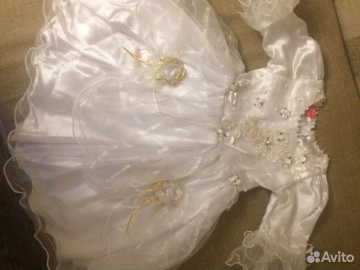 Платье праздничное