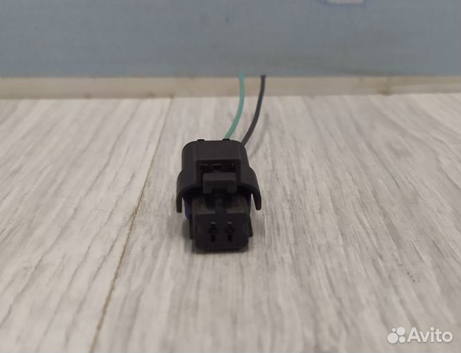 Штекер разъём адсорбера renault logan 2 stepway
