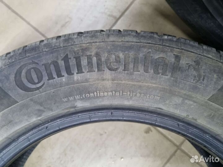 Continental ContiWinterContact TS 850 P 215/65 R17 99T