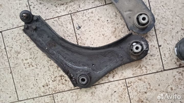 Рычаг передний renault fluence megane 3 scenic