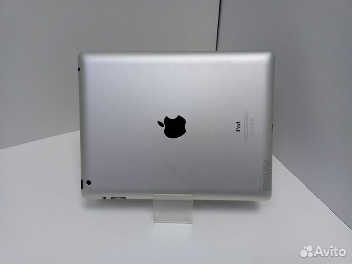 Планшет без SIM-карты Apple iPad 4 Wi-Fi 1/16GB