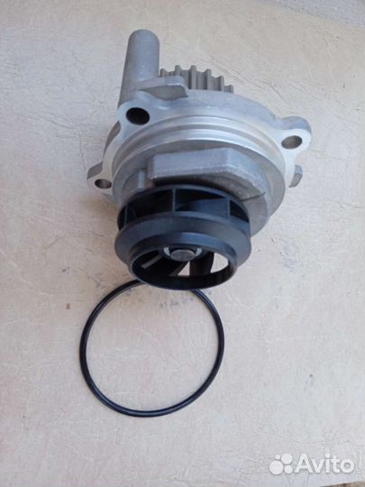 Водяная помпа gates