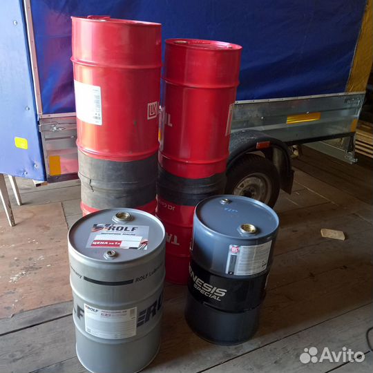 Бочки металлические 8 шт.б/у