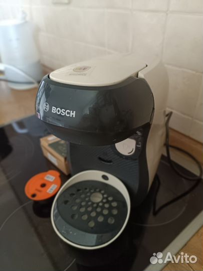 Кофеварка капсульная Bosch Tassimo happy TAS1007