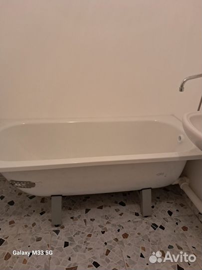 Ванна акриловая