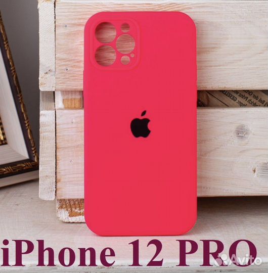 Чехол на iPhone 12 Pro с защитой камеры