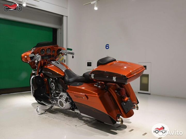 Harley-Davidson CVO Street Glide 2012г