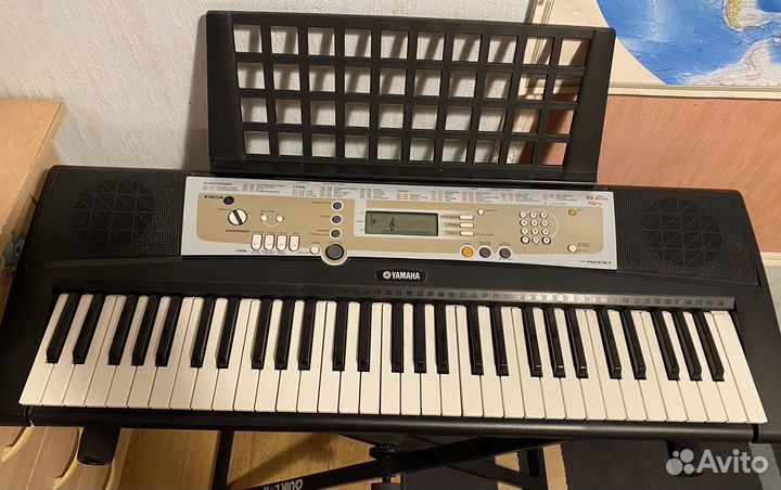 Синтезатор yamaha psr - R220