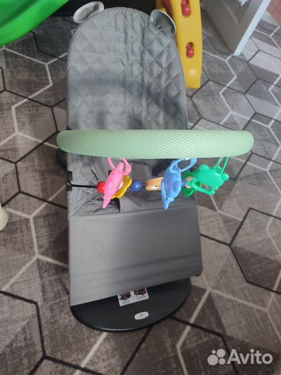 Шезлонг для новорожденных