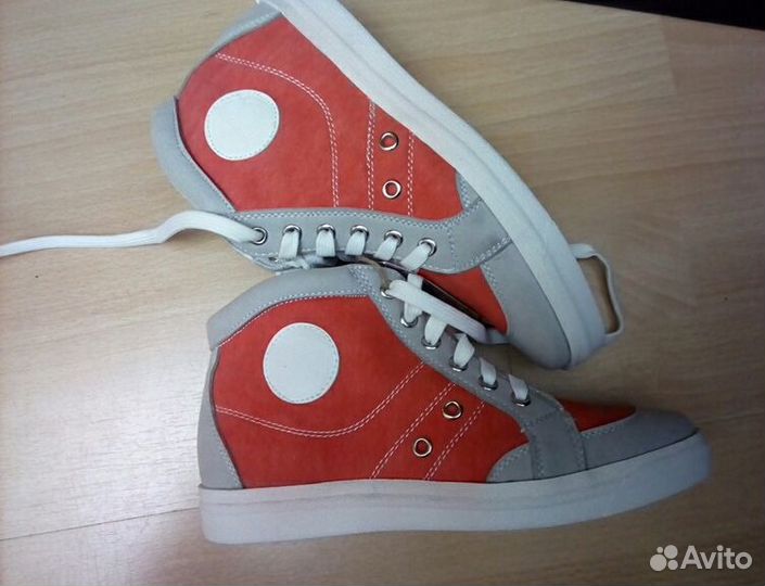 Продам обувь 39 р