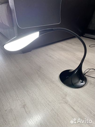 Лампа настольная Camelion