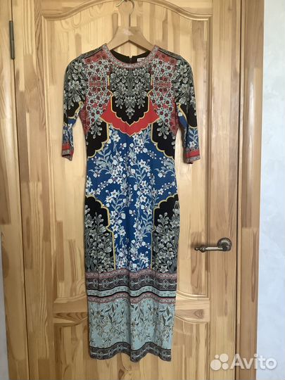 Платье трикотажное женское 44