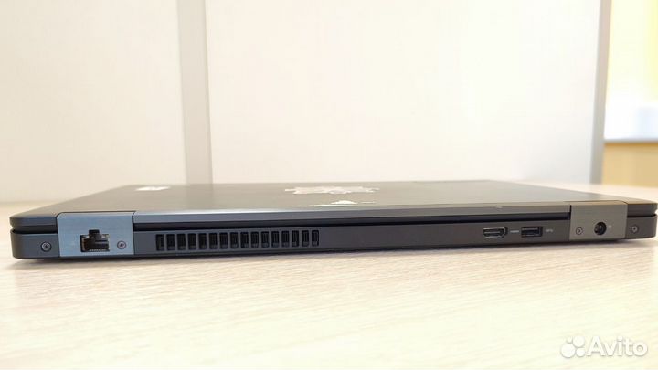 Ноутбук Dell Latitude 5580 (нерабочий)