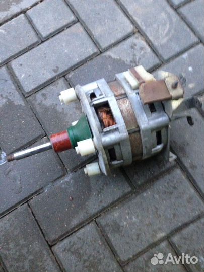 Двигататель стиральной машины