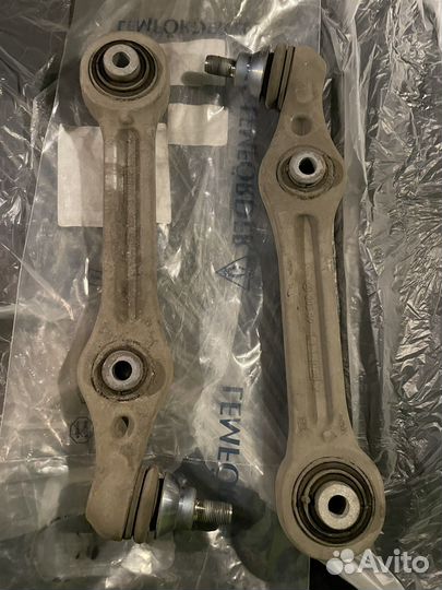 Рычаг передний поперечный