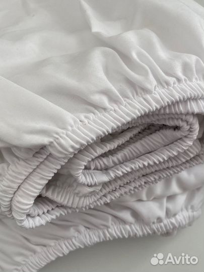 Простынь на резинке для Анны