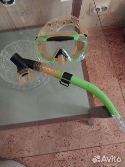 Маска для подводного плавания с трубкой