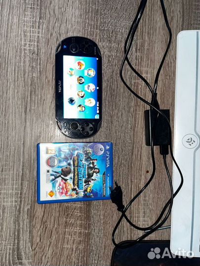 Портативная игровая приставка sony ps vita