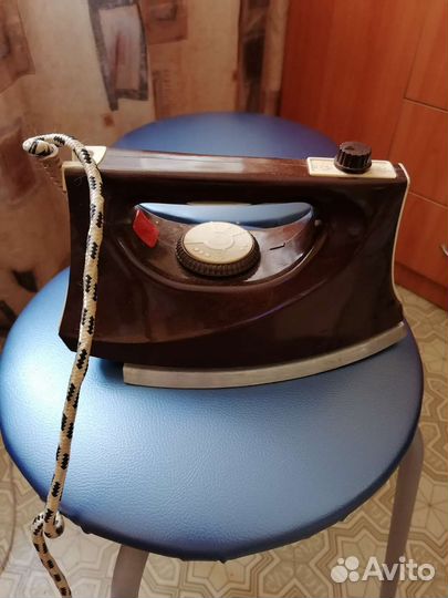 Утюги СССР и утюг современный