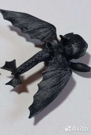 Игрушка дракон беззубик