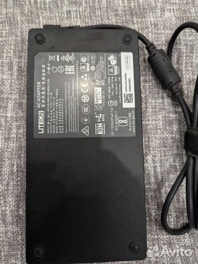 Платформа Intel NUC8I7HNK2 Hades Canyon NUC