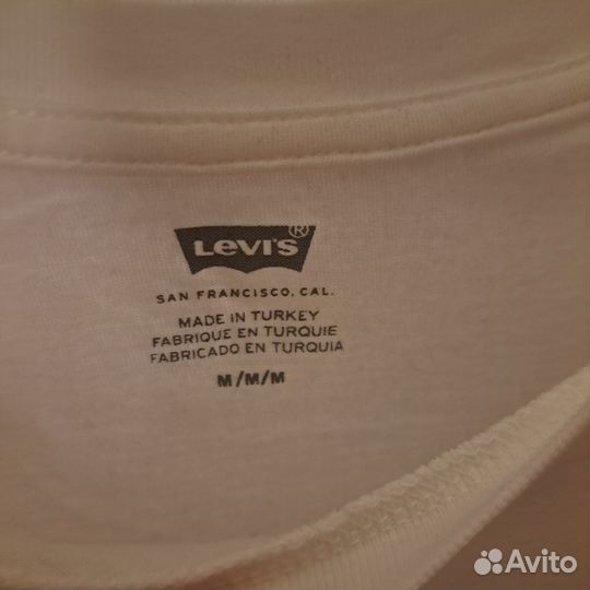 Футболка levis
