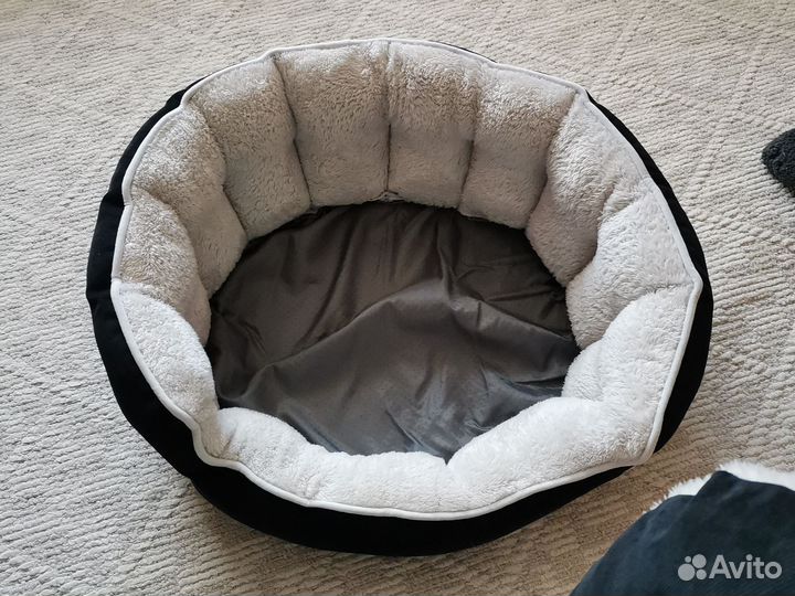 Лежанка для кошек