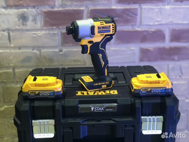 Инструмент dewalt
