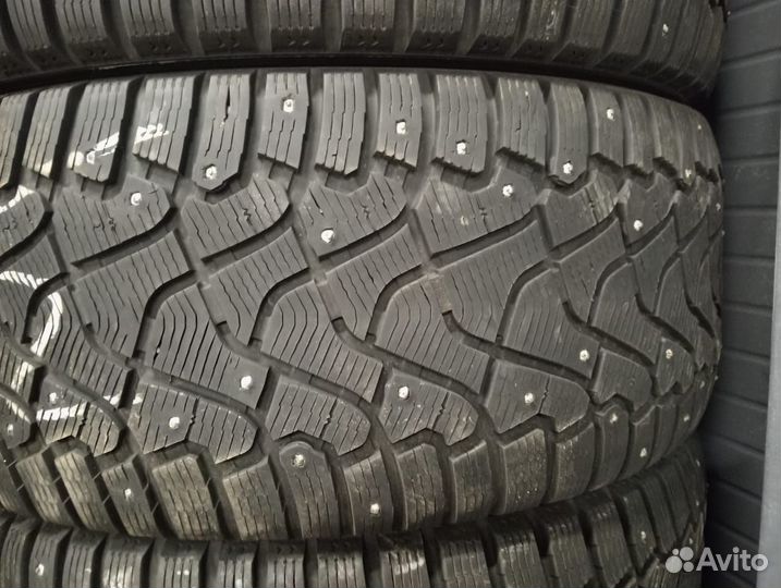 Pirelli Ice Zero 275/50 R20