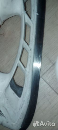 Хоккейные коньки bauer