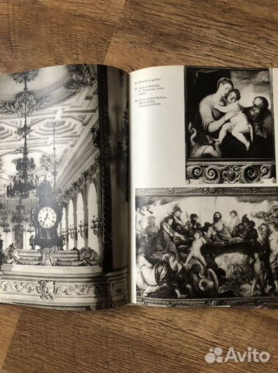 Книга-альбом «Пражский град» в красочных снимках