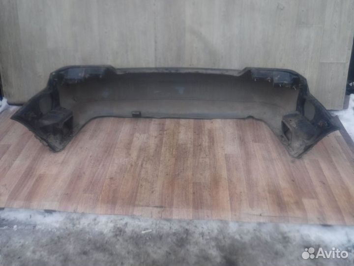 Бампер задний (седан) USA Ford Focus 1 2001