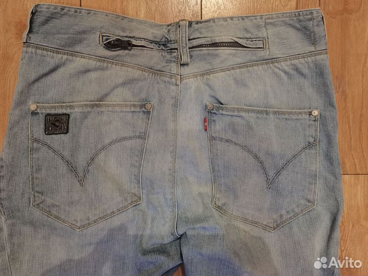 Джинсы мужские levis 33