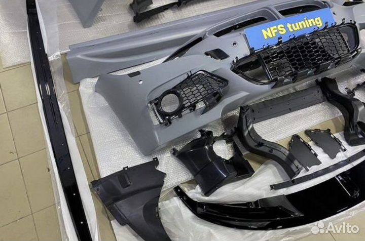 Обвес в круг BMW F30 М пакет бампер пороги