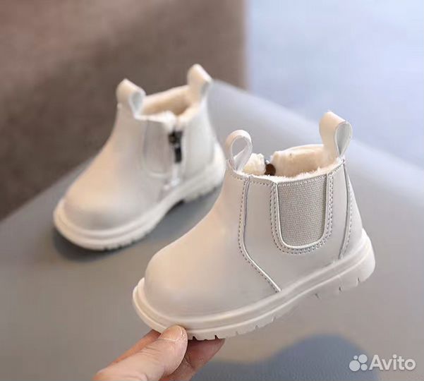 Ботинки демисезонные 24 размер