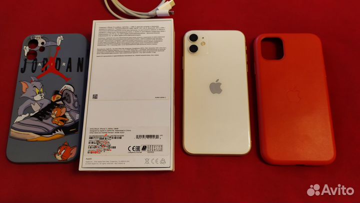 iPhone 11, 128 ГБ