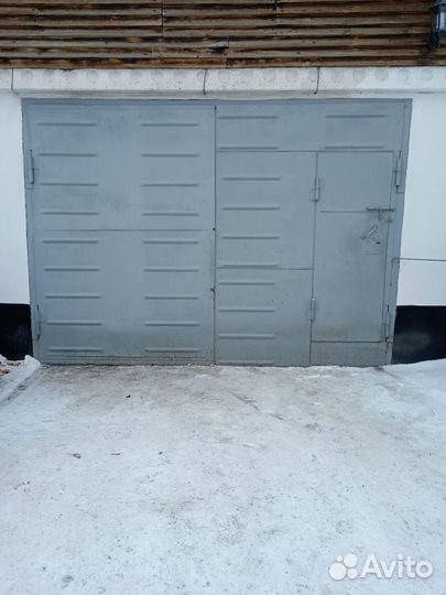 Гаражные ворота металлические утеплённые