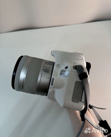 Canon eos 200D EF-S 18-55 IS STM Kit