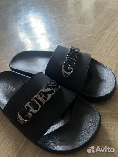 Шлепанцы (слайды) guess