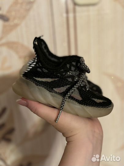 Кроссовки для мальчика 21-22