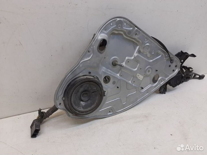 Стеклоподъемник задний правый Ford Focus 2